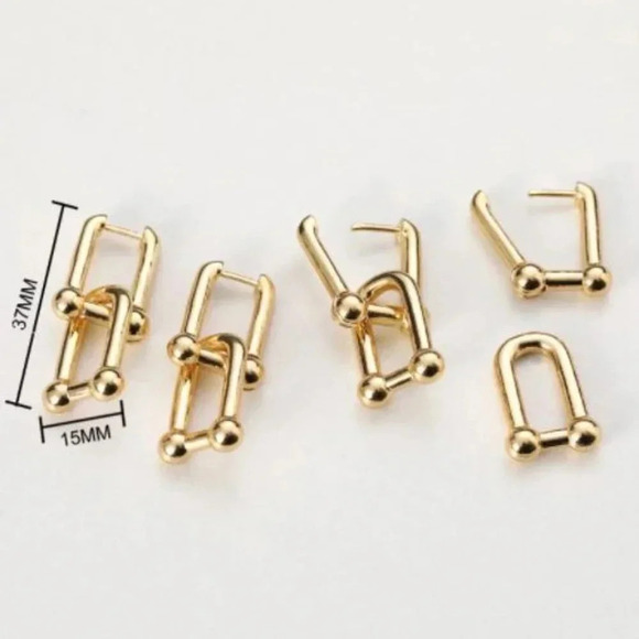 18k Gold Hardware U-Shaped Chain Link Earrings - Picture 8 of 10